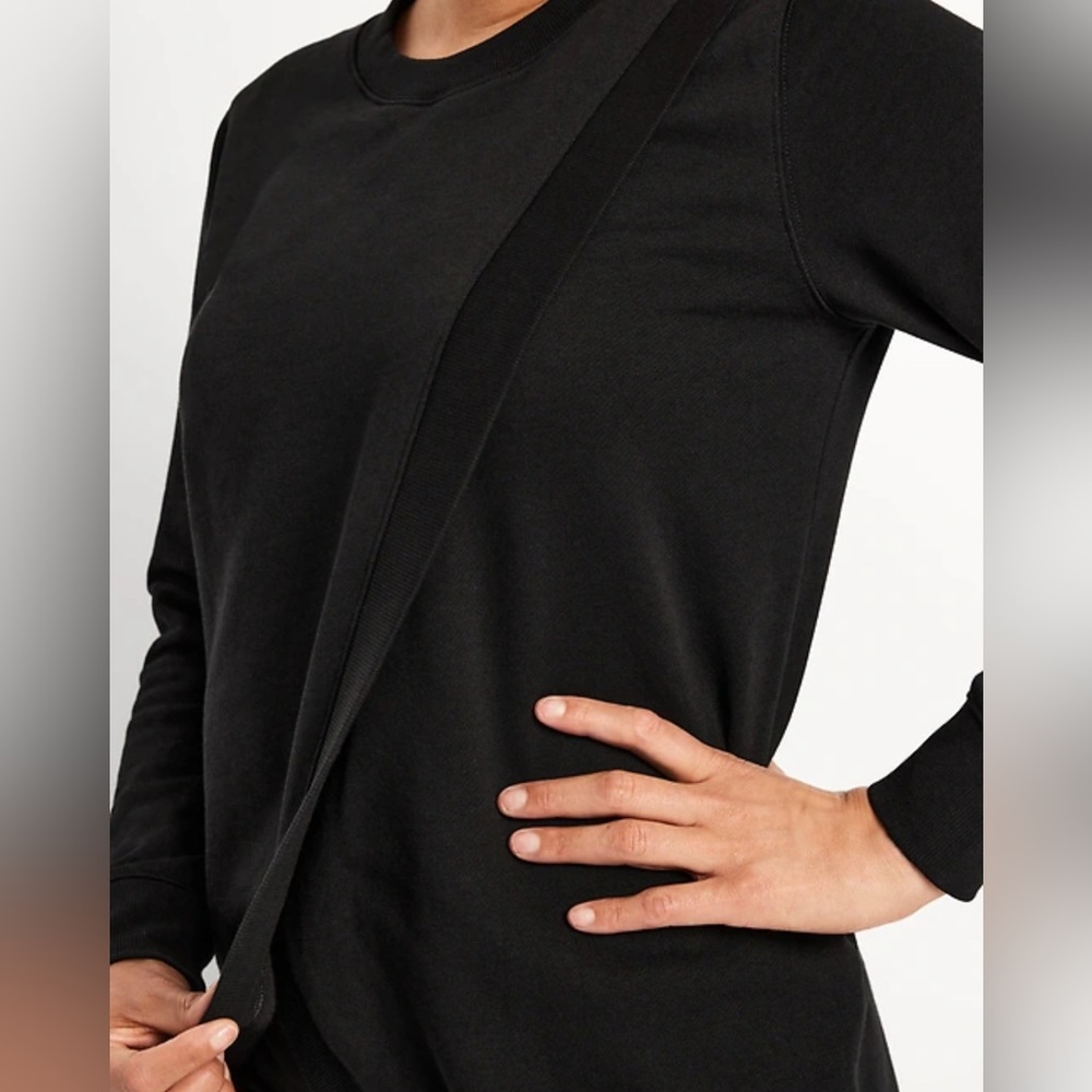 Old Navy Black Maternity and Nursing Top